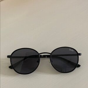 Quay Black Round Sunglasses